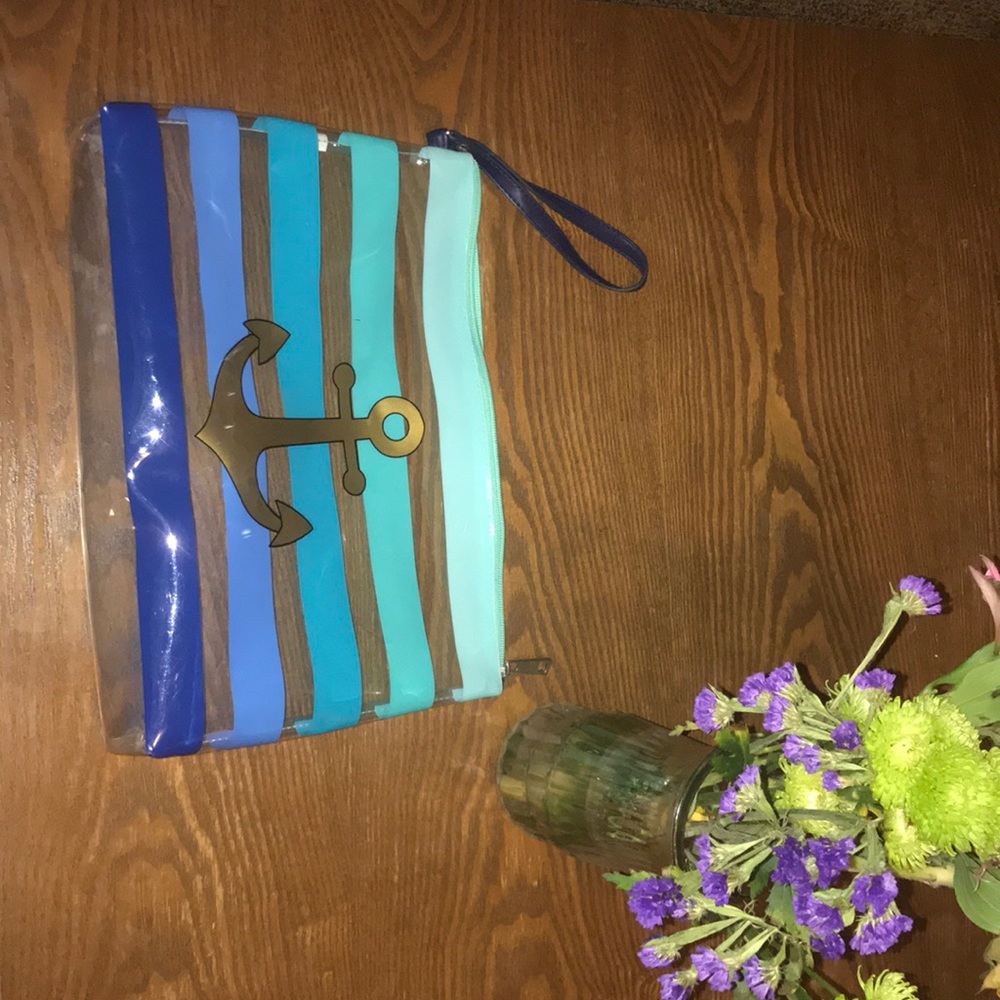 Large makeup/ travel bag